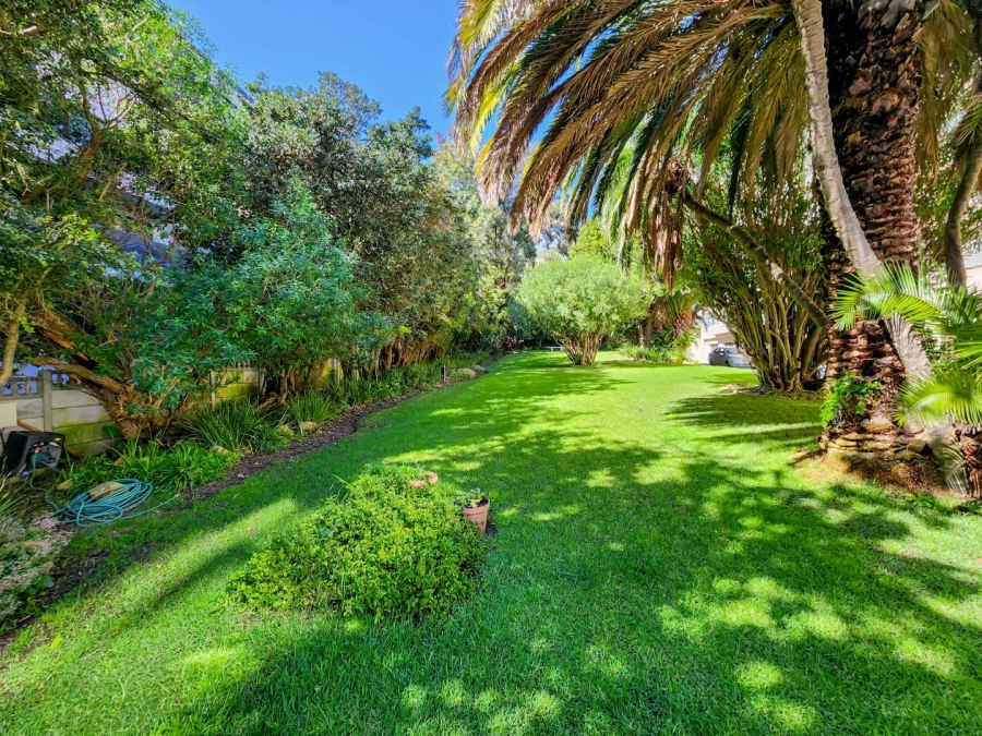 0 Bedroom Property for Sale in Sea Point Western Cape